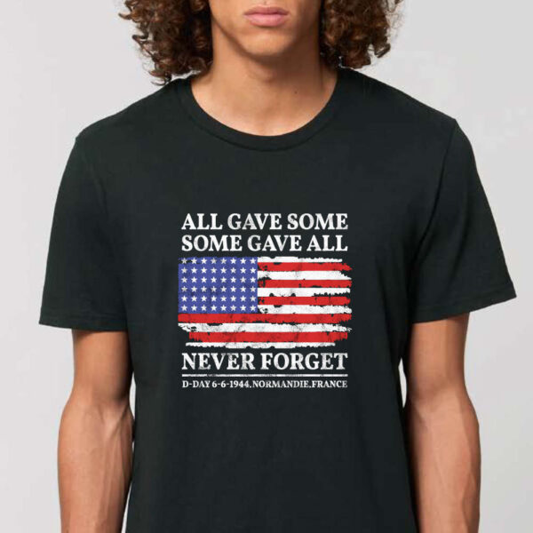 T-shirt Never Forget noir