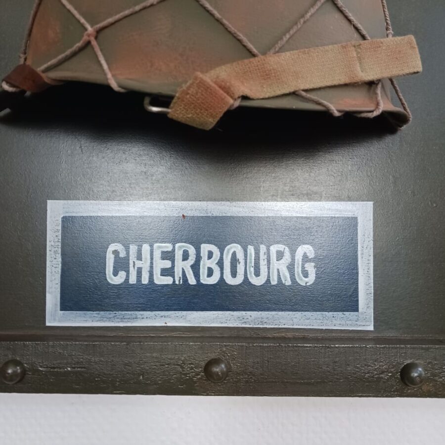 Panneau Demi Casque "79th division - CHERBOURG" – Image 5