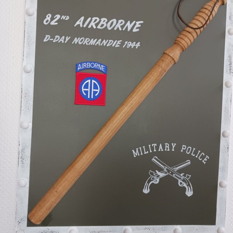 Panneau bois "Military Police" 82ème Airborne – Image 2