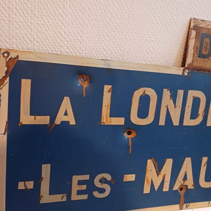 Panneau métal "D98 - La Londe - Les-Maures" – Image 2