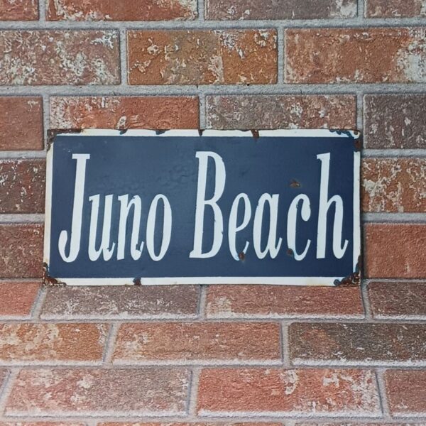 Panneau métal "JUNO BEACH"