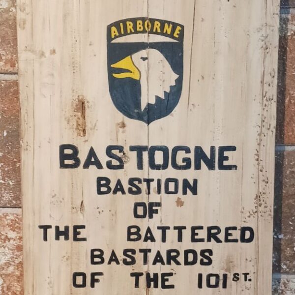 Panneau bois "BASTOGNE"  Airborne