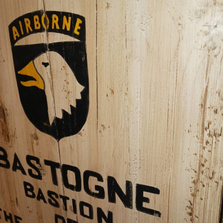 Panneau bois "BASTOGNE"  Airborne – Image 2