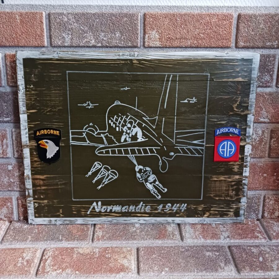Panneau bois "NORMANDY 1944"