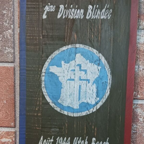 Panneau bois "AOUT 1944" 2èmè division blindée