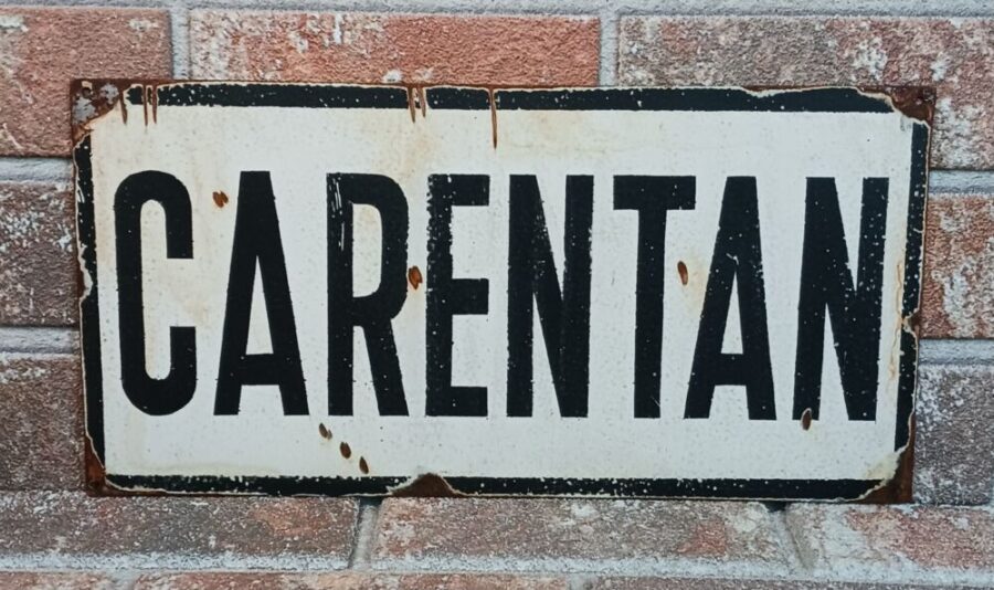 Plaque métal "CARENTAN"  20cm x 40cm