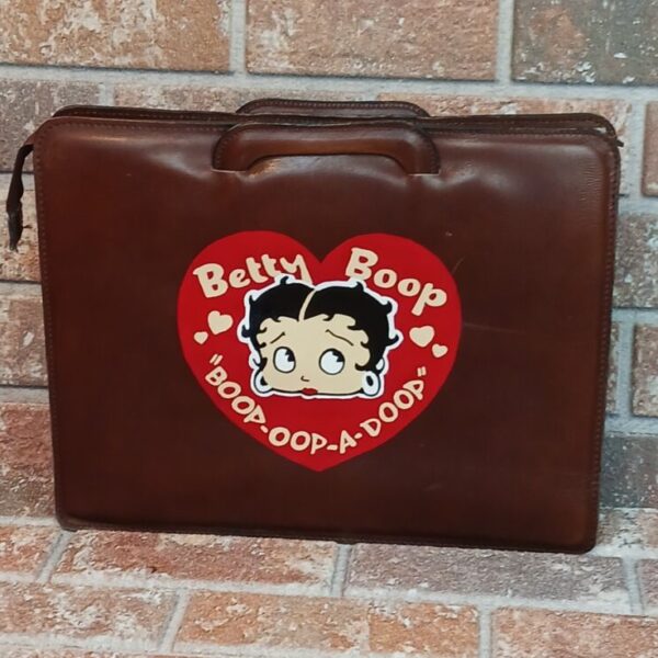 SACOCHE CUIR ANCIENNE PEINTE "BETTY BOOP"